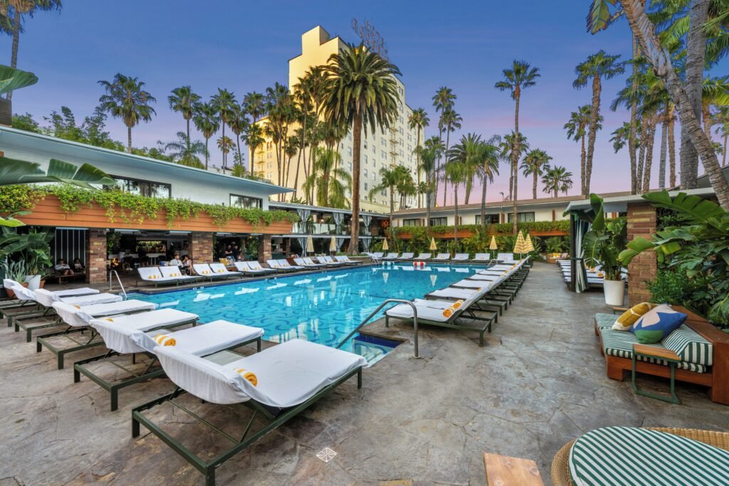 One Of The Best Hotel to Stay in La: Hollywood Roosevelt