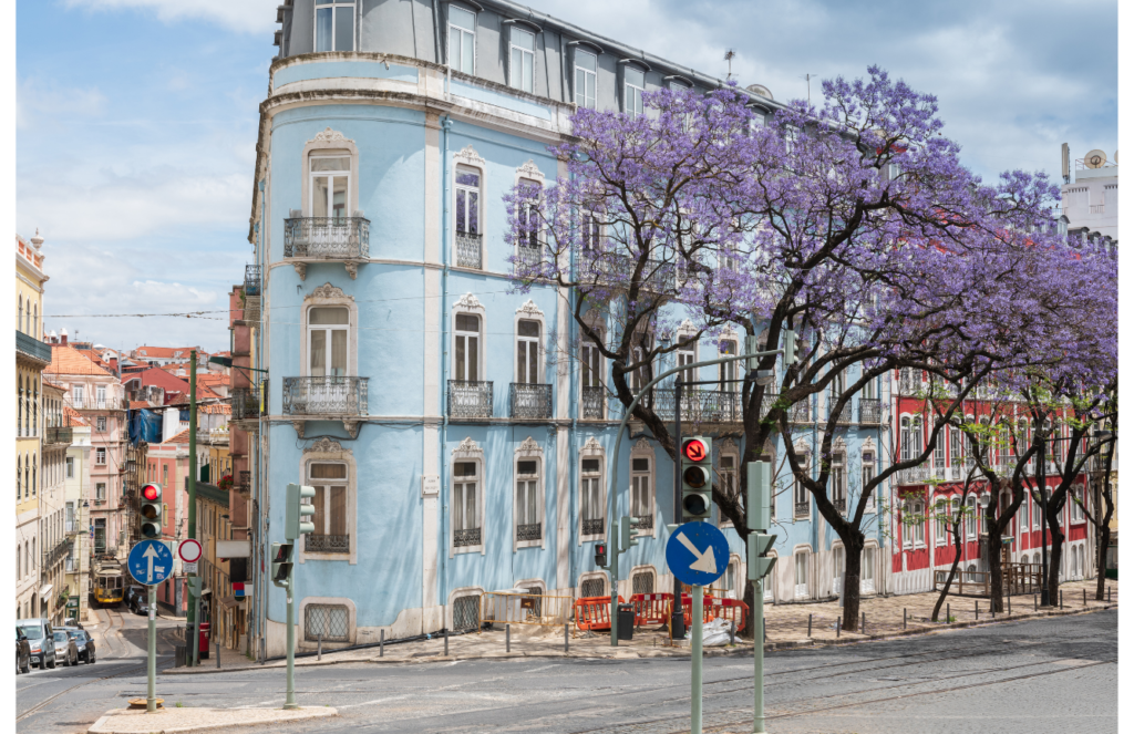 alfama a blue building