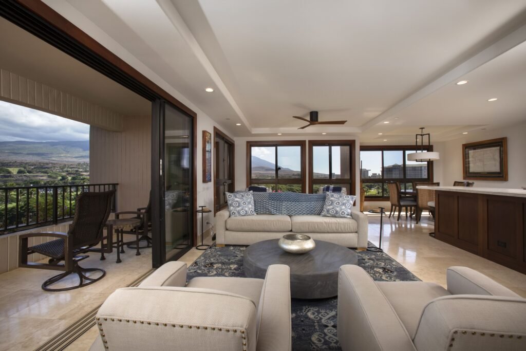 Kaanapali Alii-Spacious living room with mountain view and open balcony